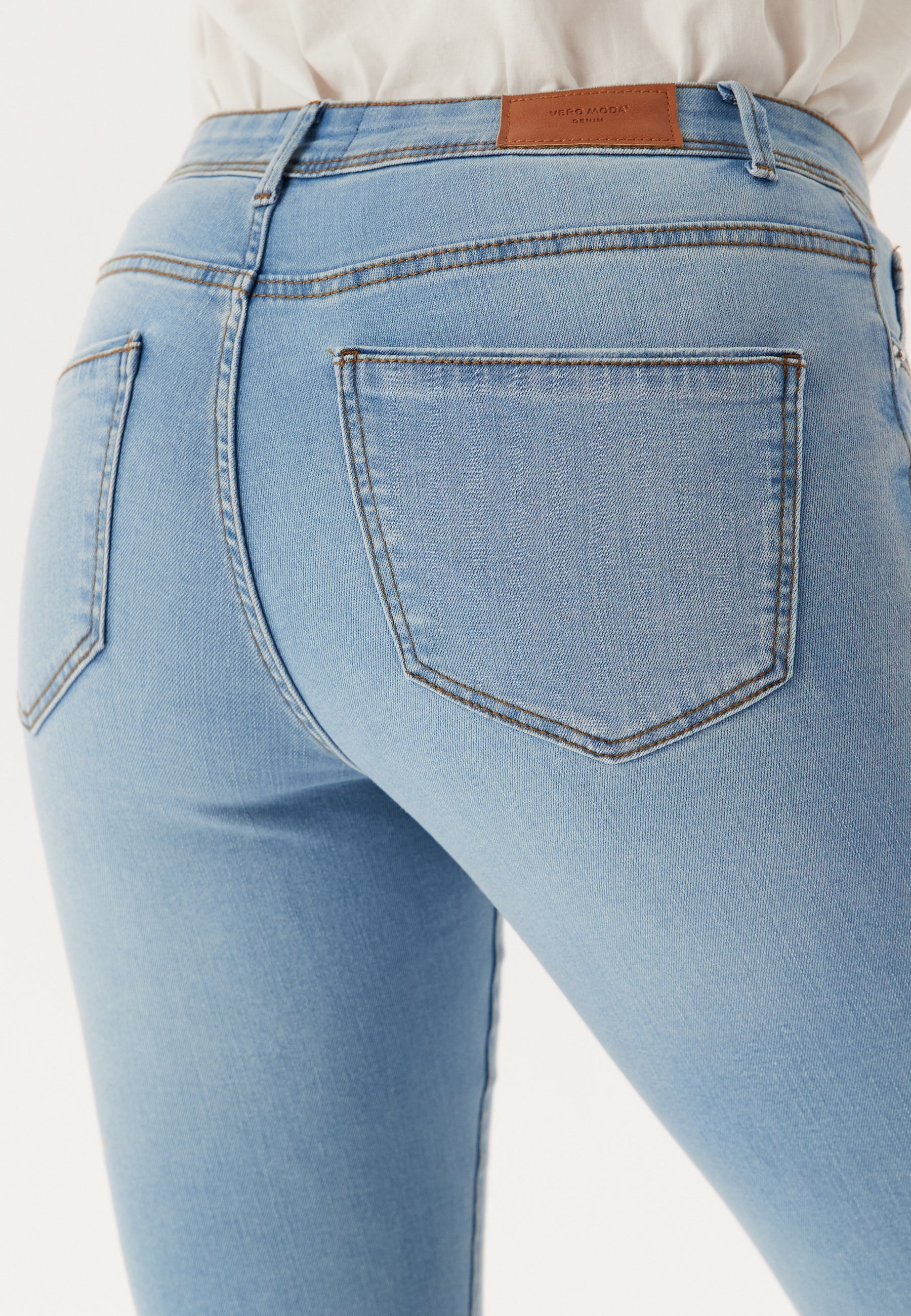 Vmtanya Mr S Piping Jeans - Image 4