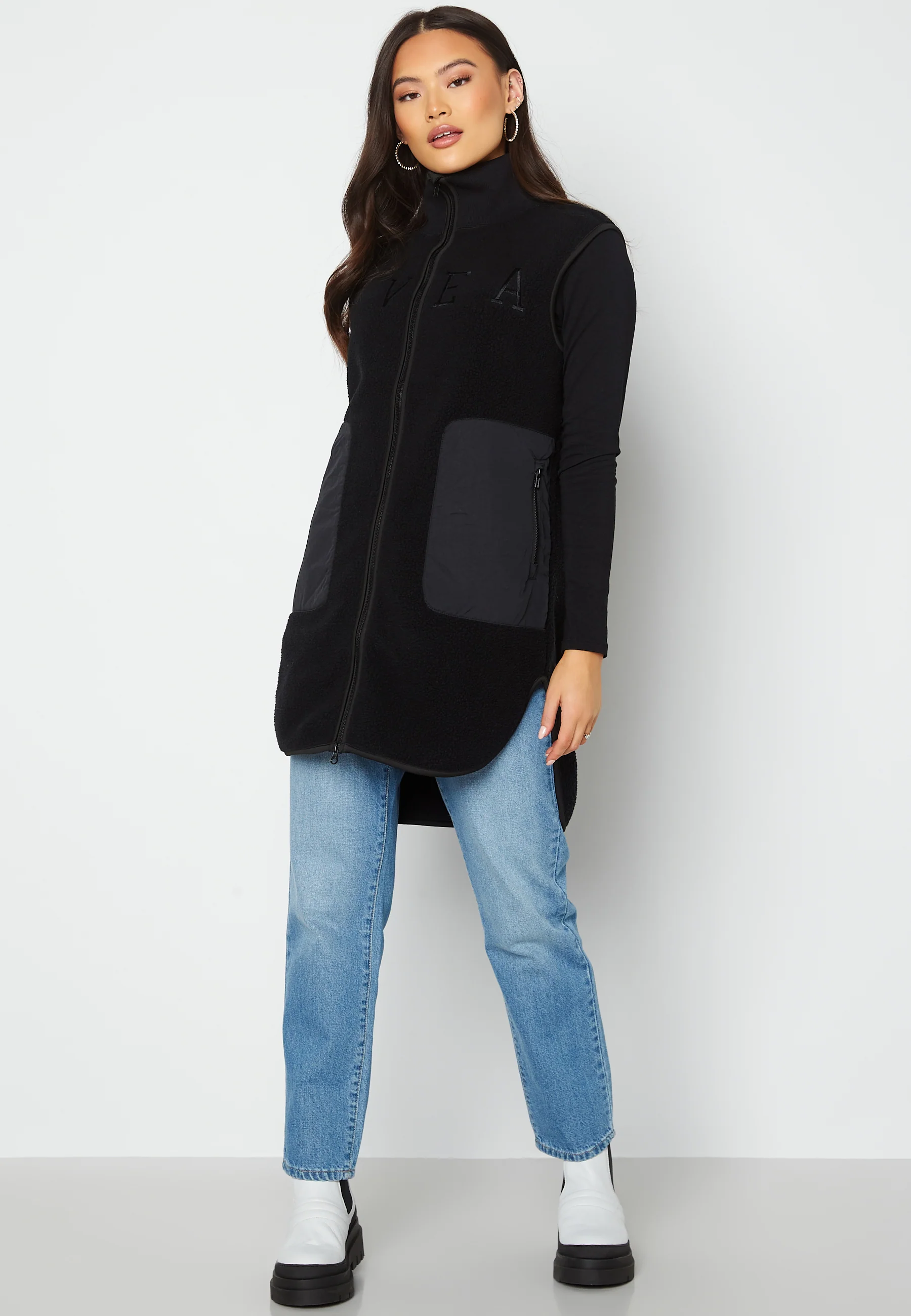 W. Pile Vest - Image 2