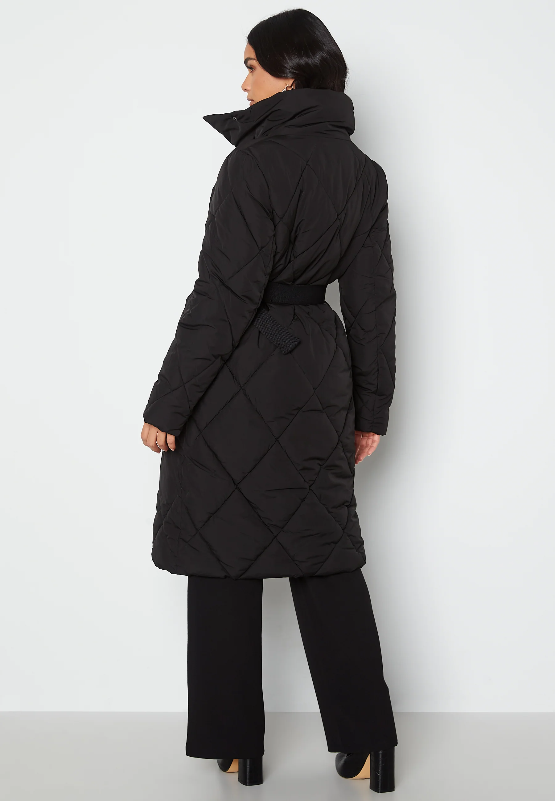Wanas Quilted Coat - Image 3