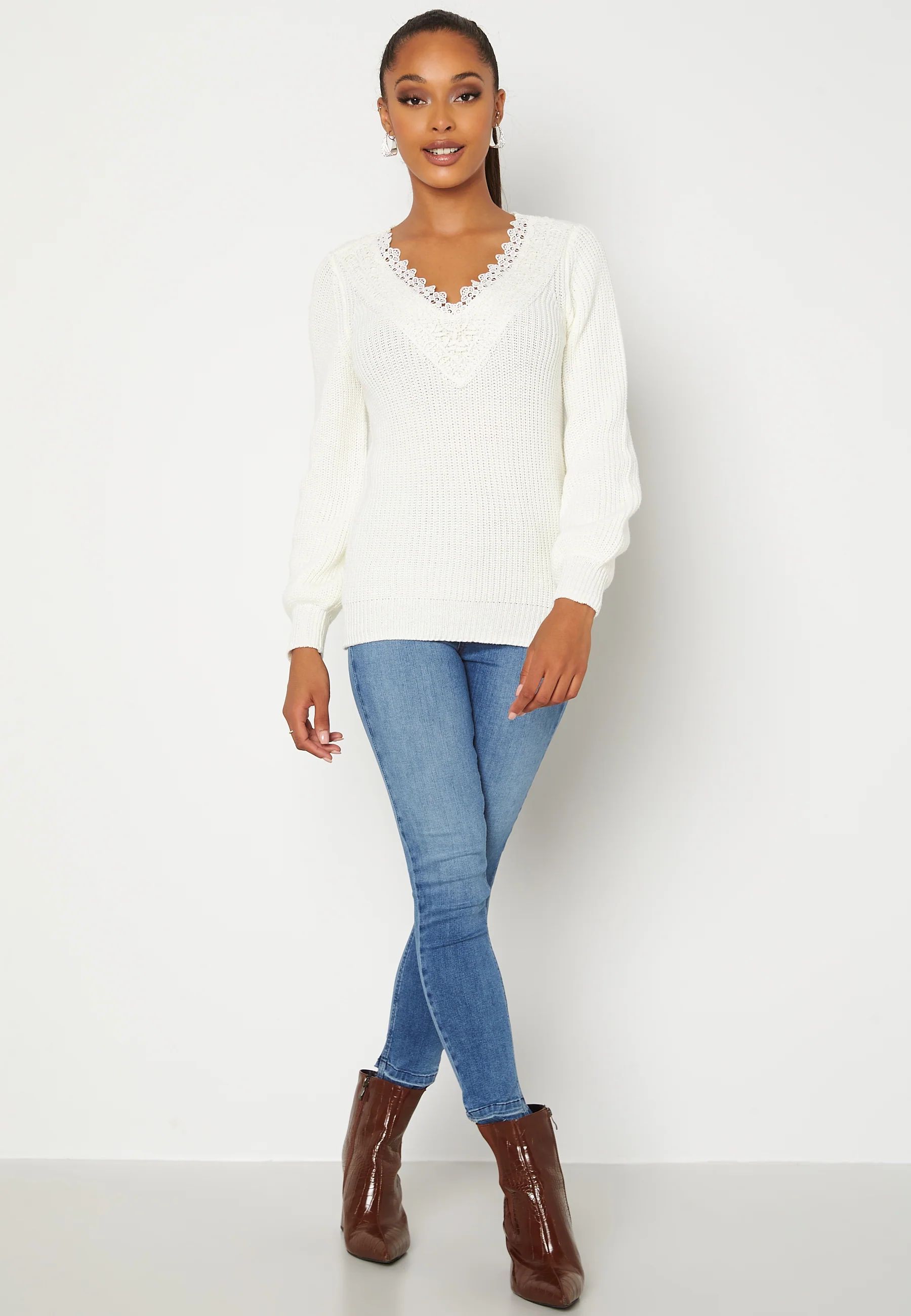 Wendy lace sweater - Image 2