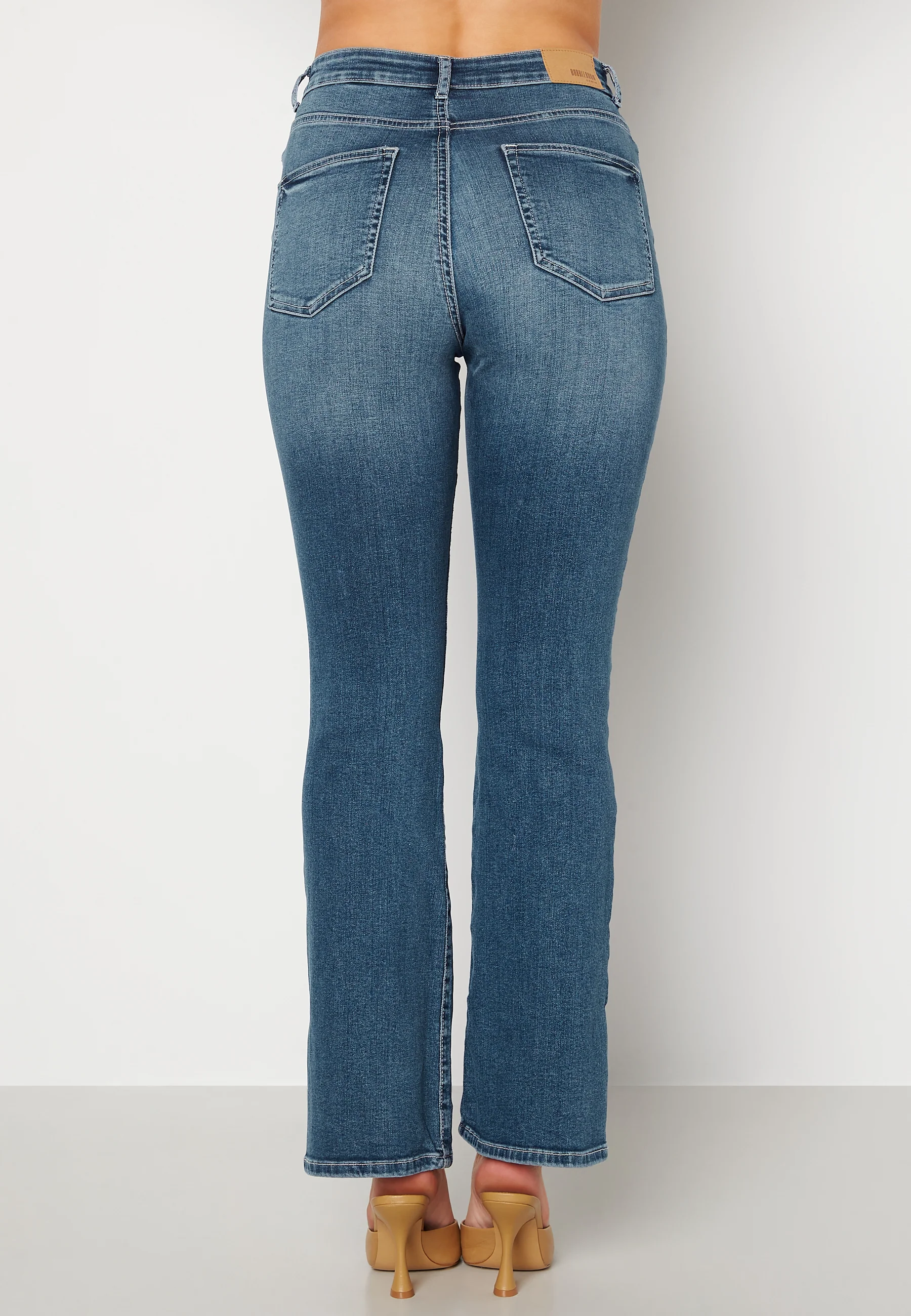 Wendy side slit jeans - Image 5
