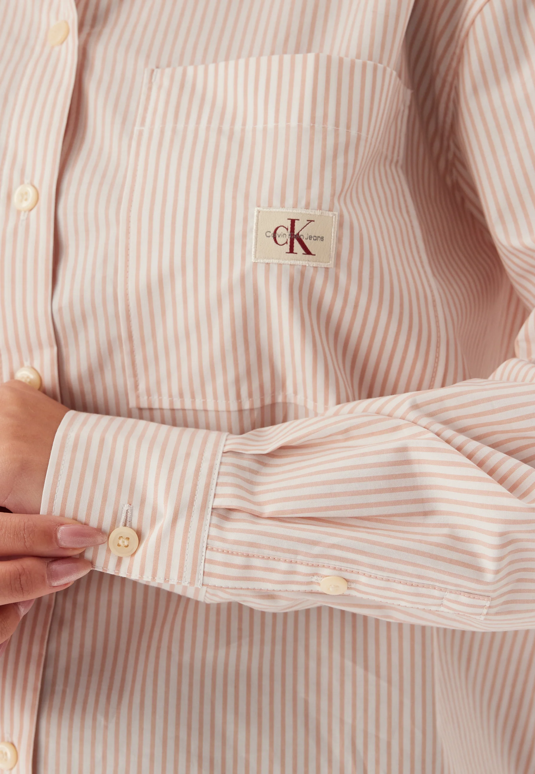 Woven Label Relaxed Shirt - Image 5