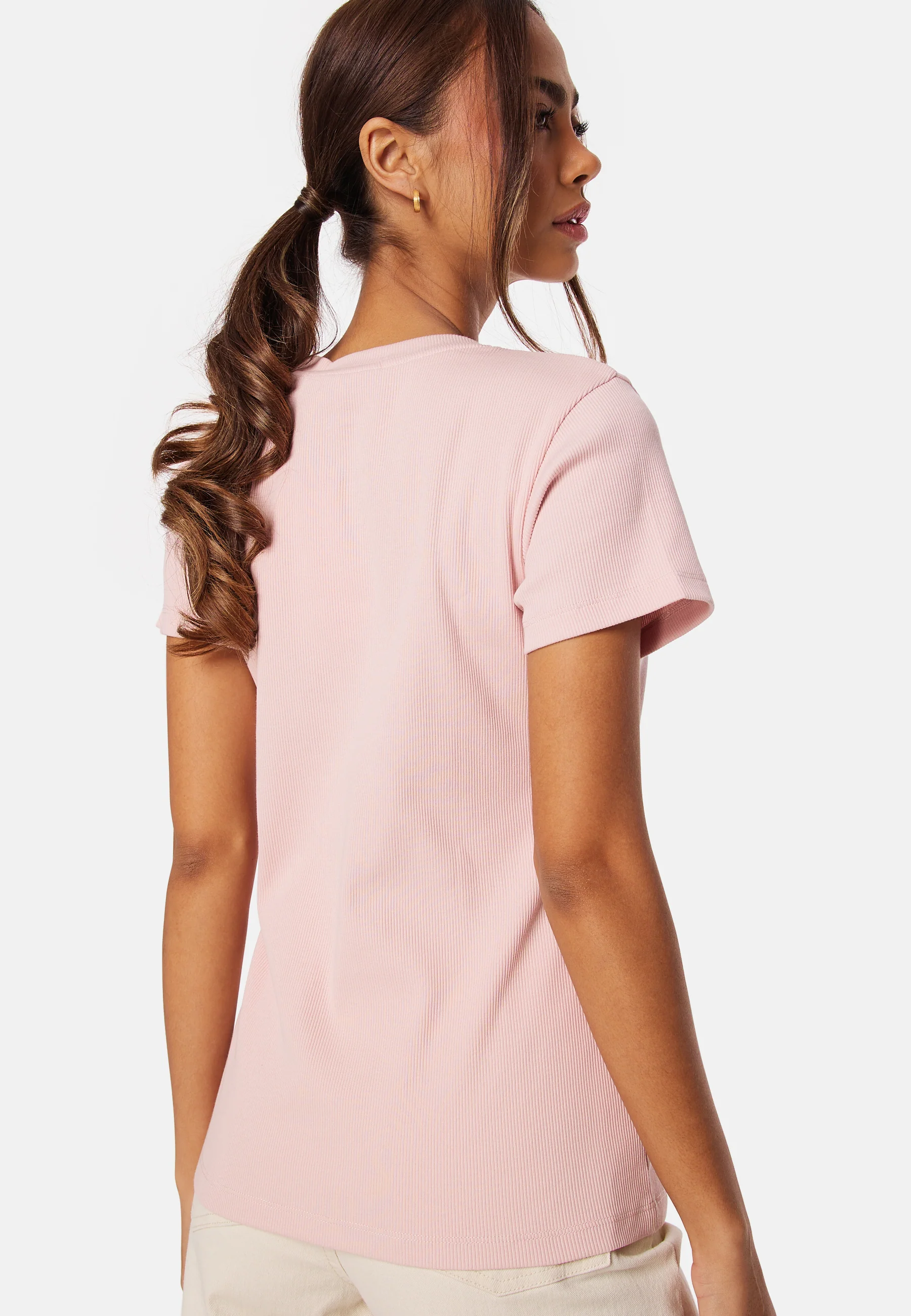 Wowen Label Rib Slim Tee - Image 2