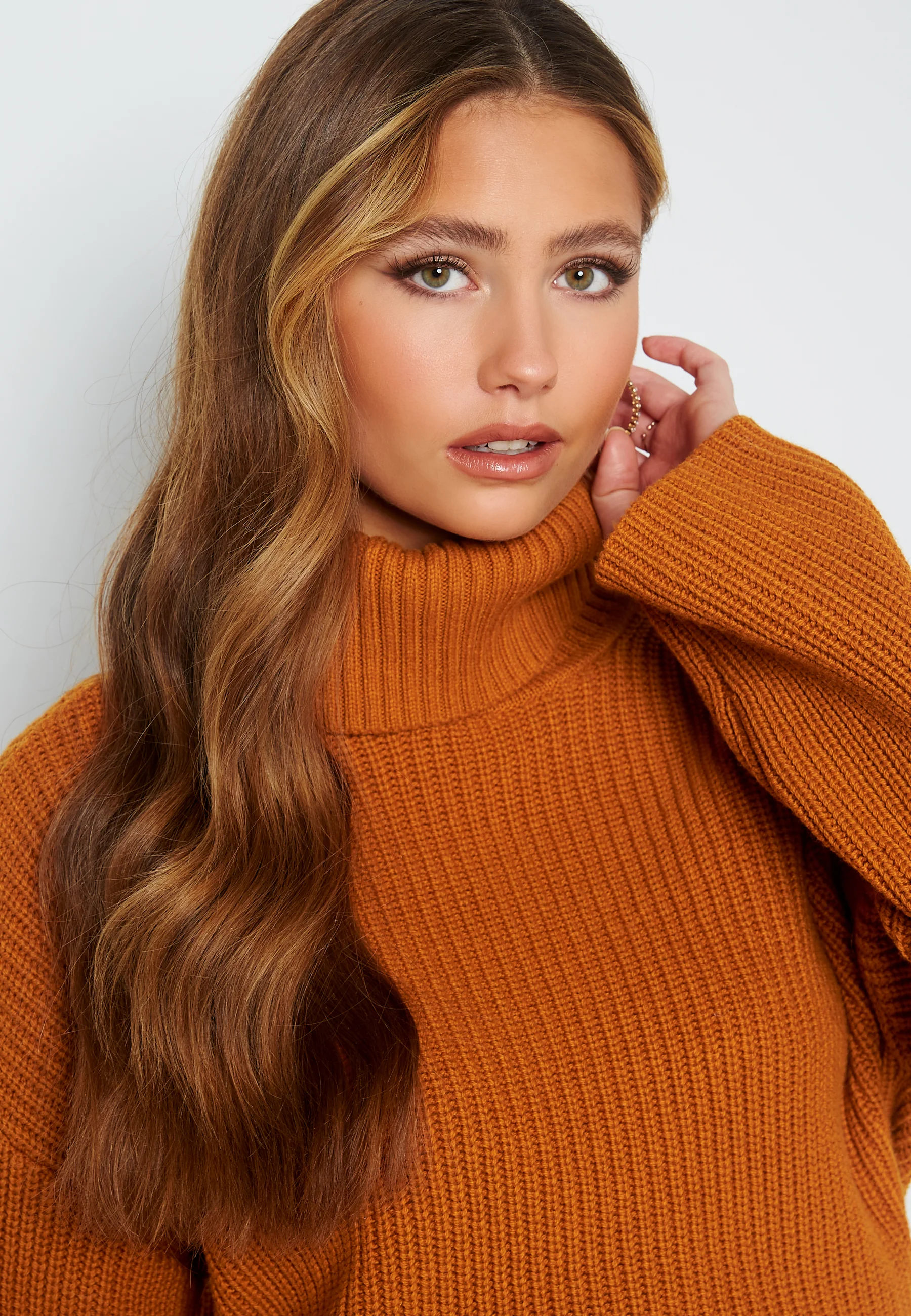 Wynter LS Knit Rollneck - Image 4