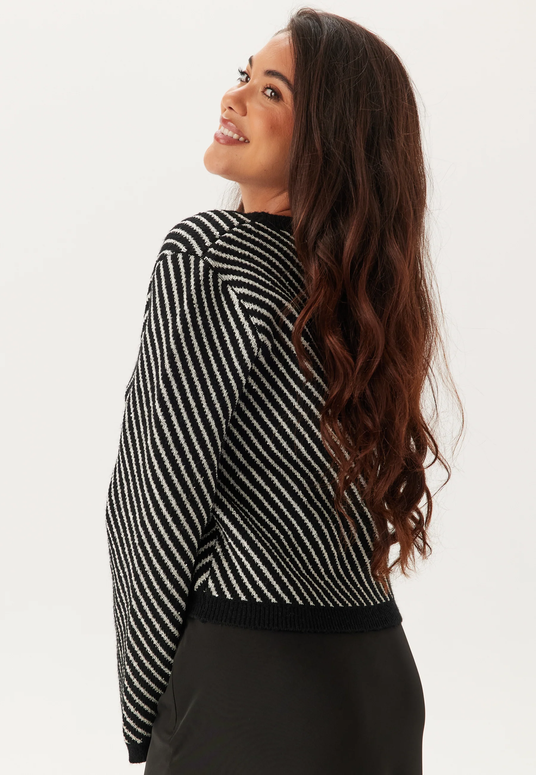 Yascharla Ls Sequin Knit Cardigan - Image 2