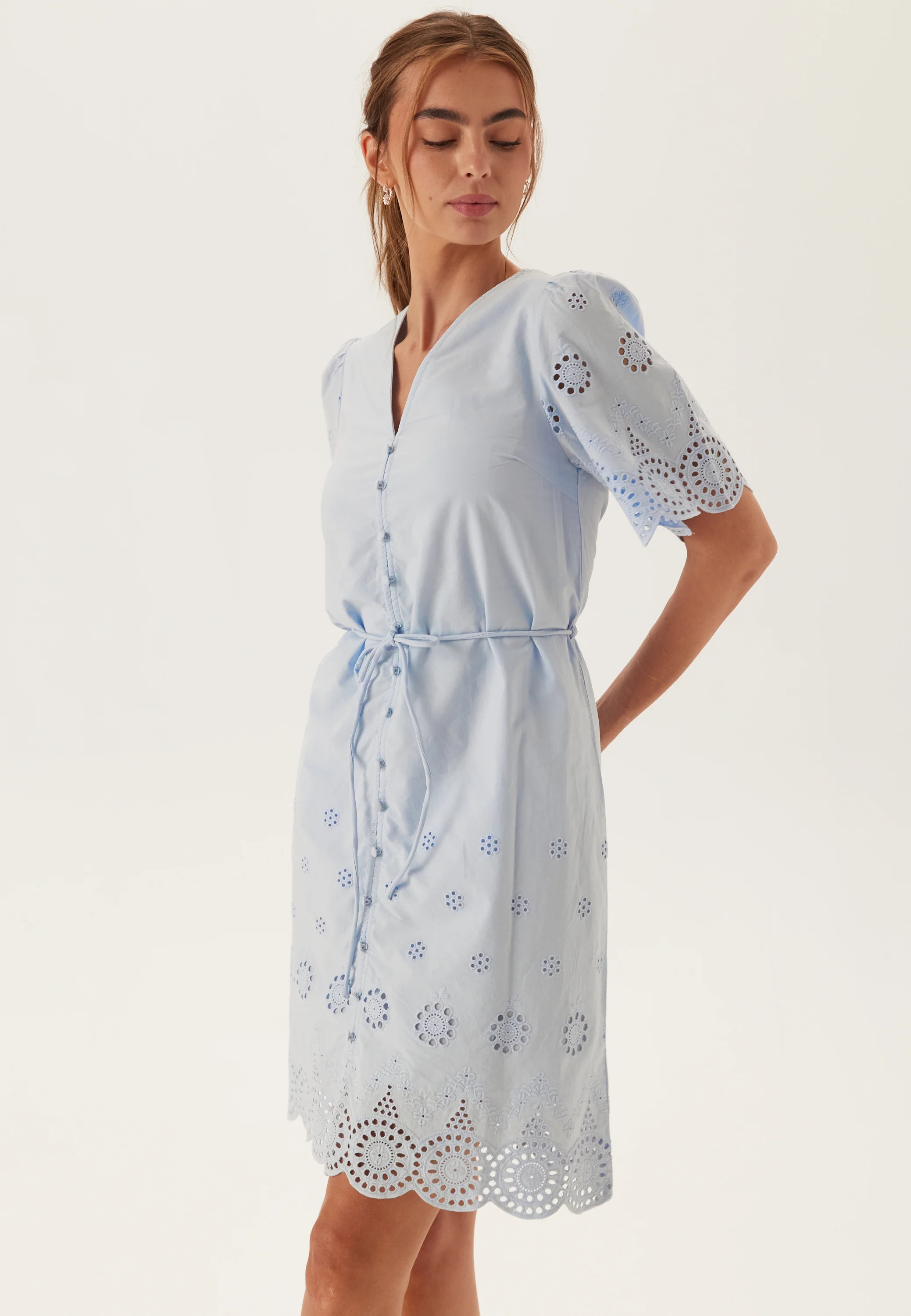 Yascornelia 2/4 TIE DRESS