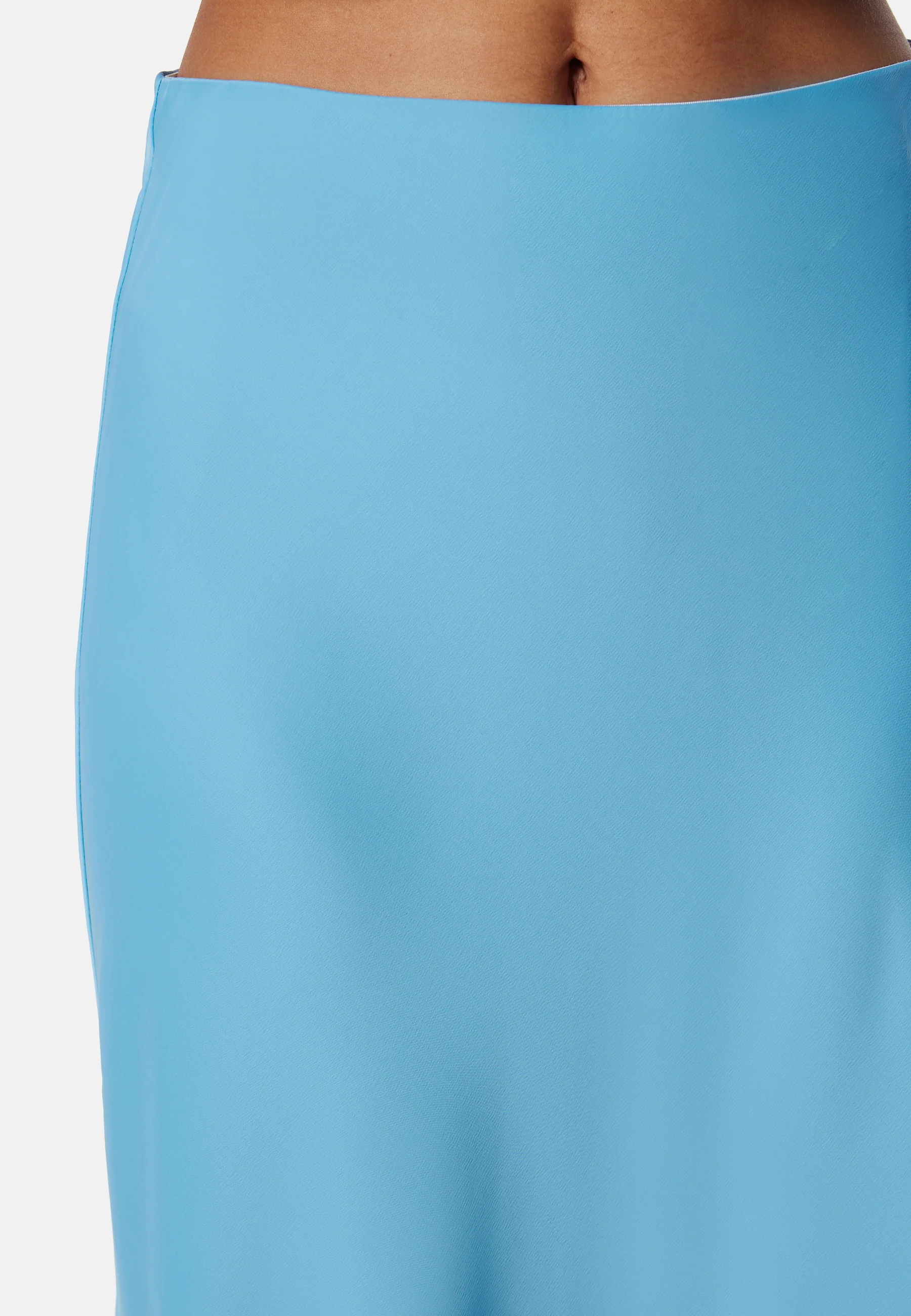 Yasdottea HW Maxi Skirt - Image 4