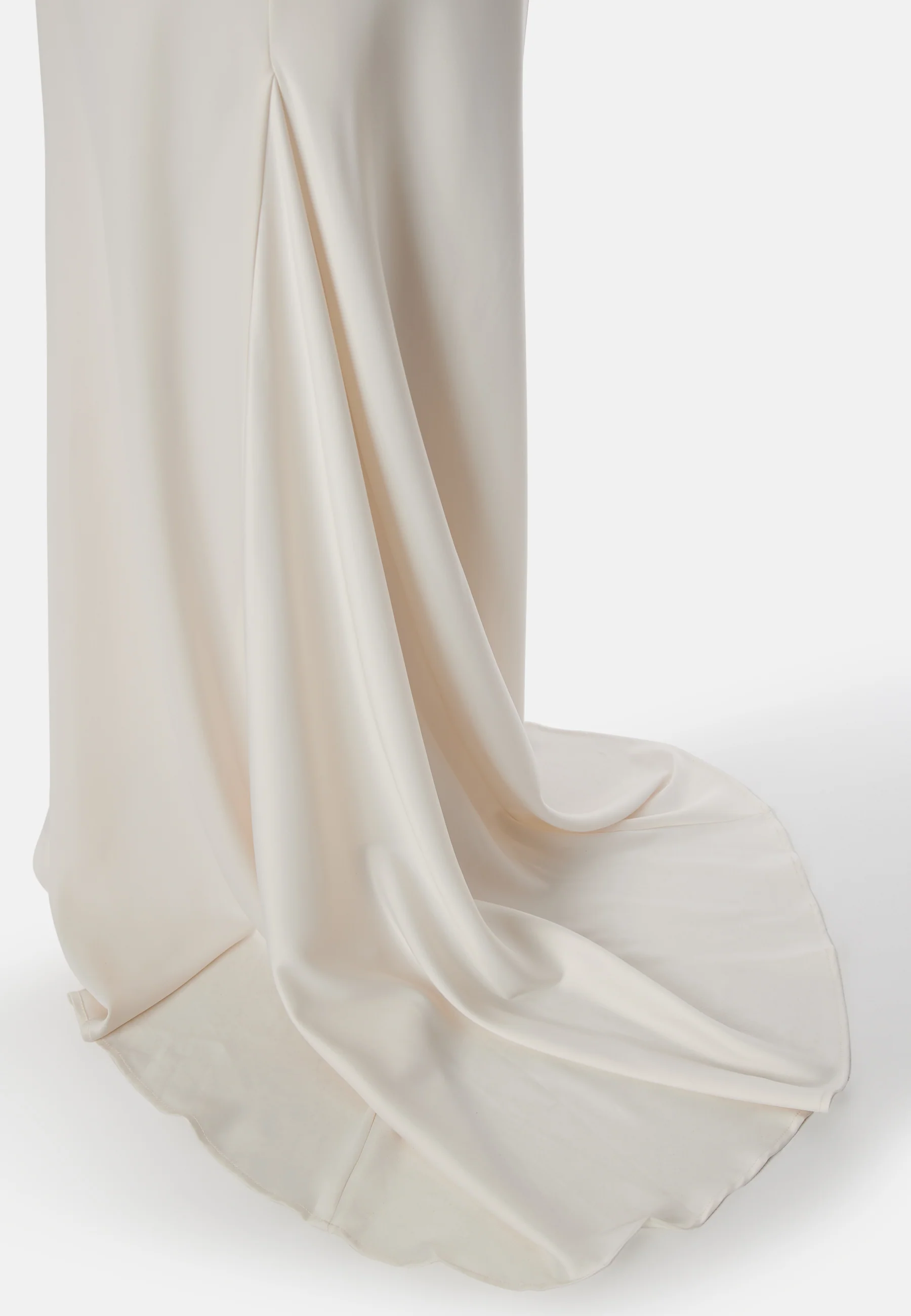 Yasdottea Ls Train Dress - Image 5