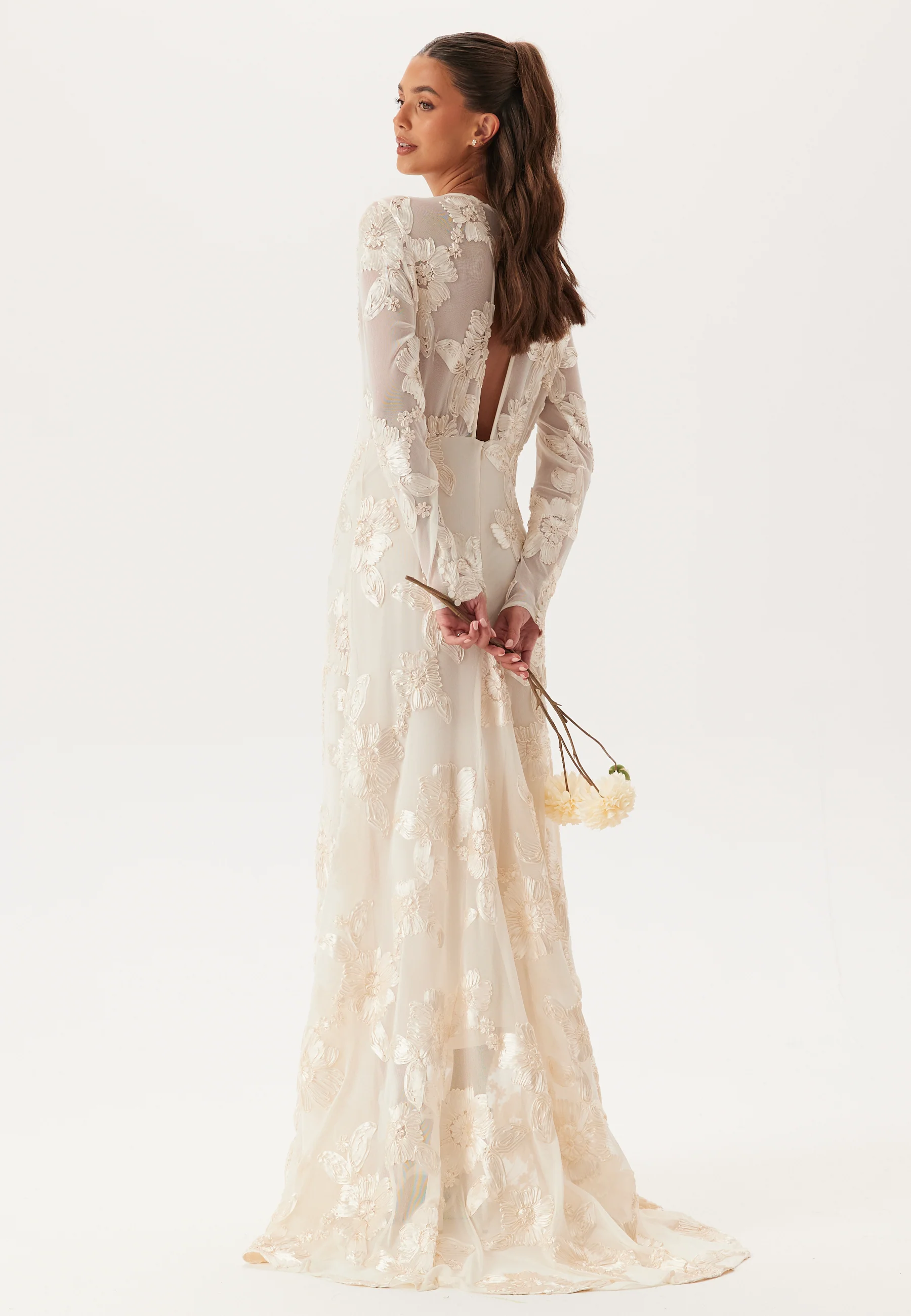 Yasfloree Ls Train Dress - Image 4