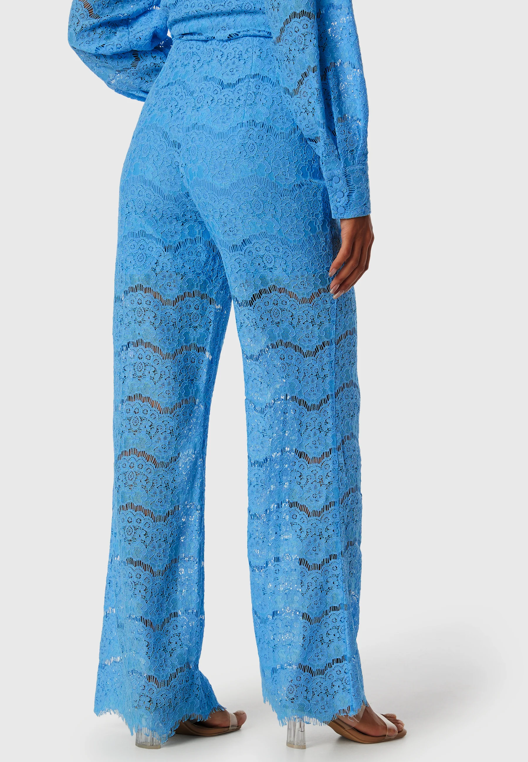 Yaslarisso HW Lace Pants - Image 2