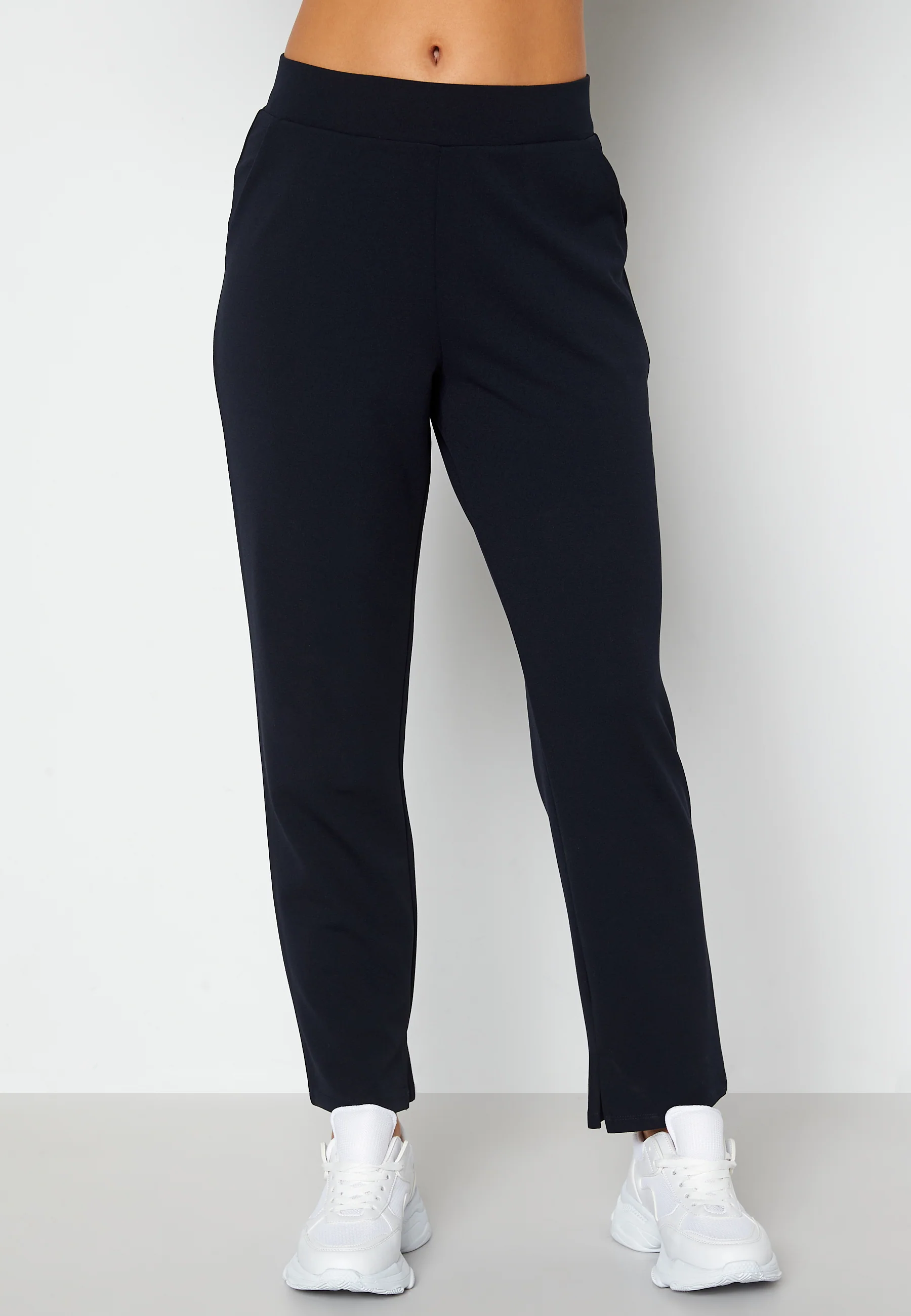 Yasmina soft suit pants