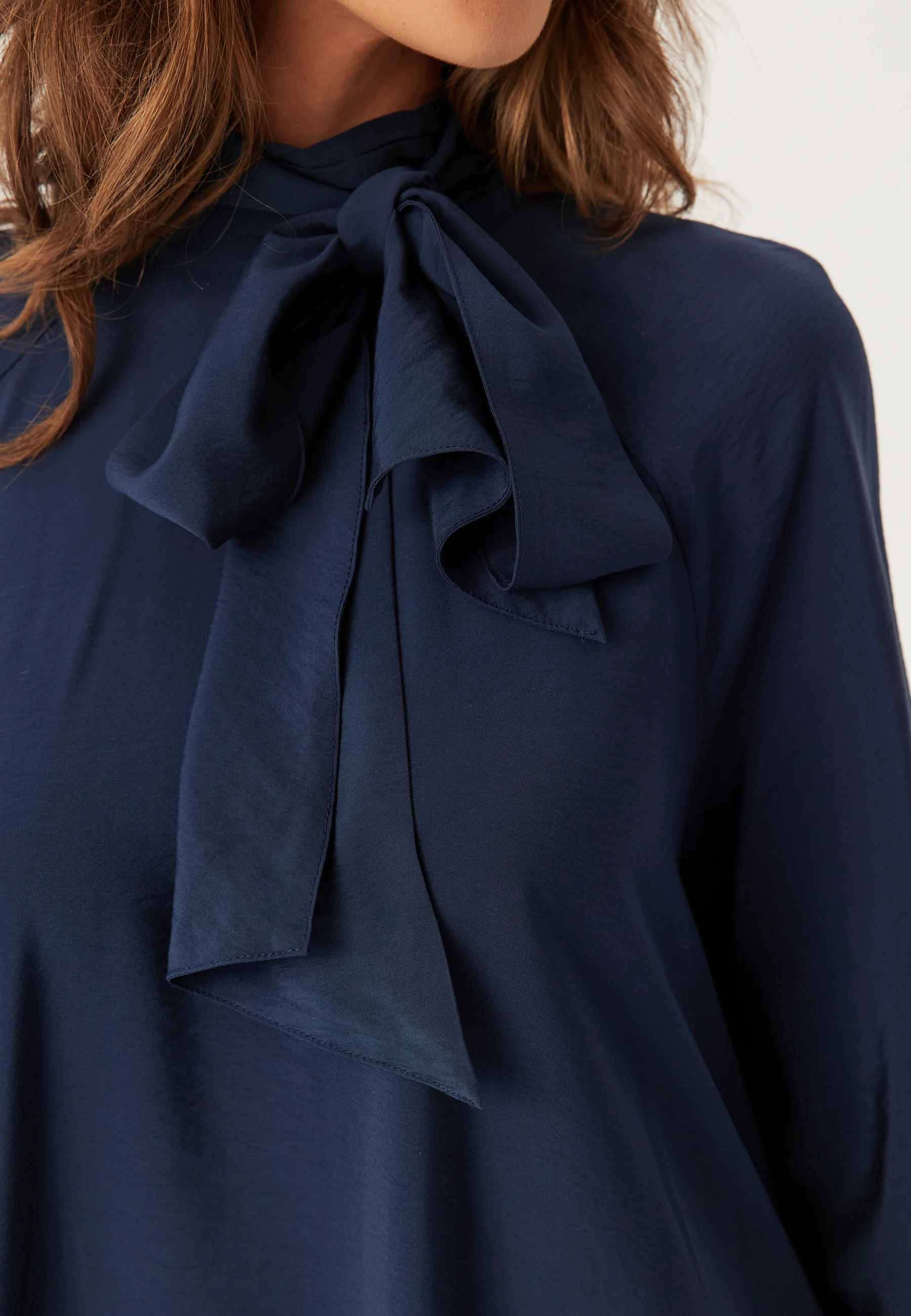 Yasnira Ls Dress - Image 4