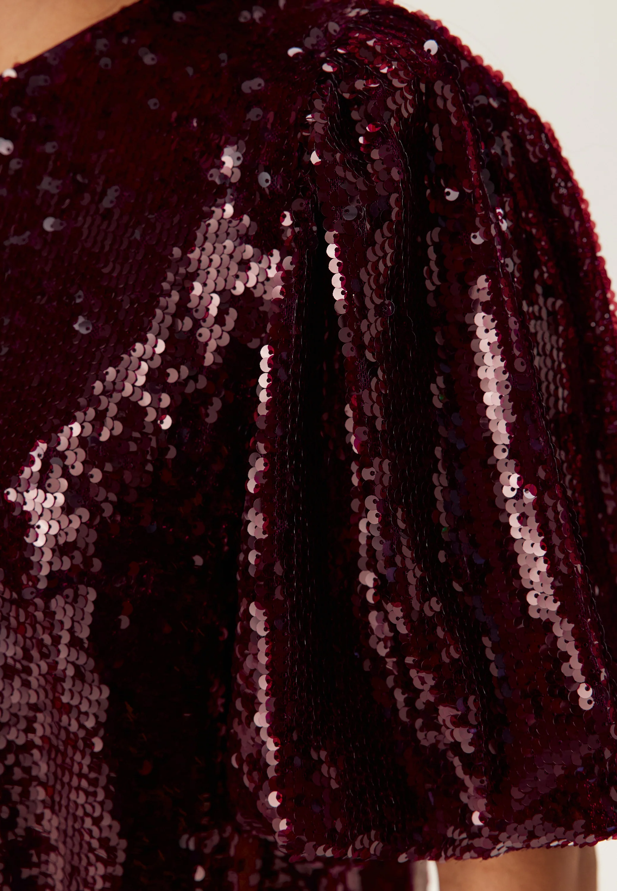 Yasroyalina 2/4 SEQUIN TOP - Image 3