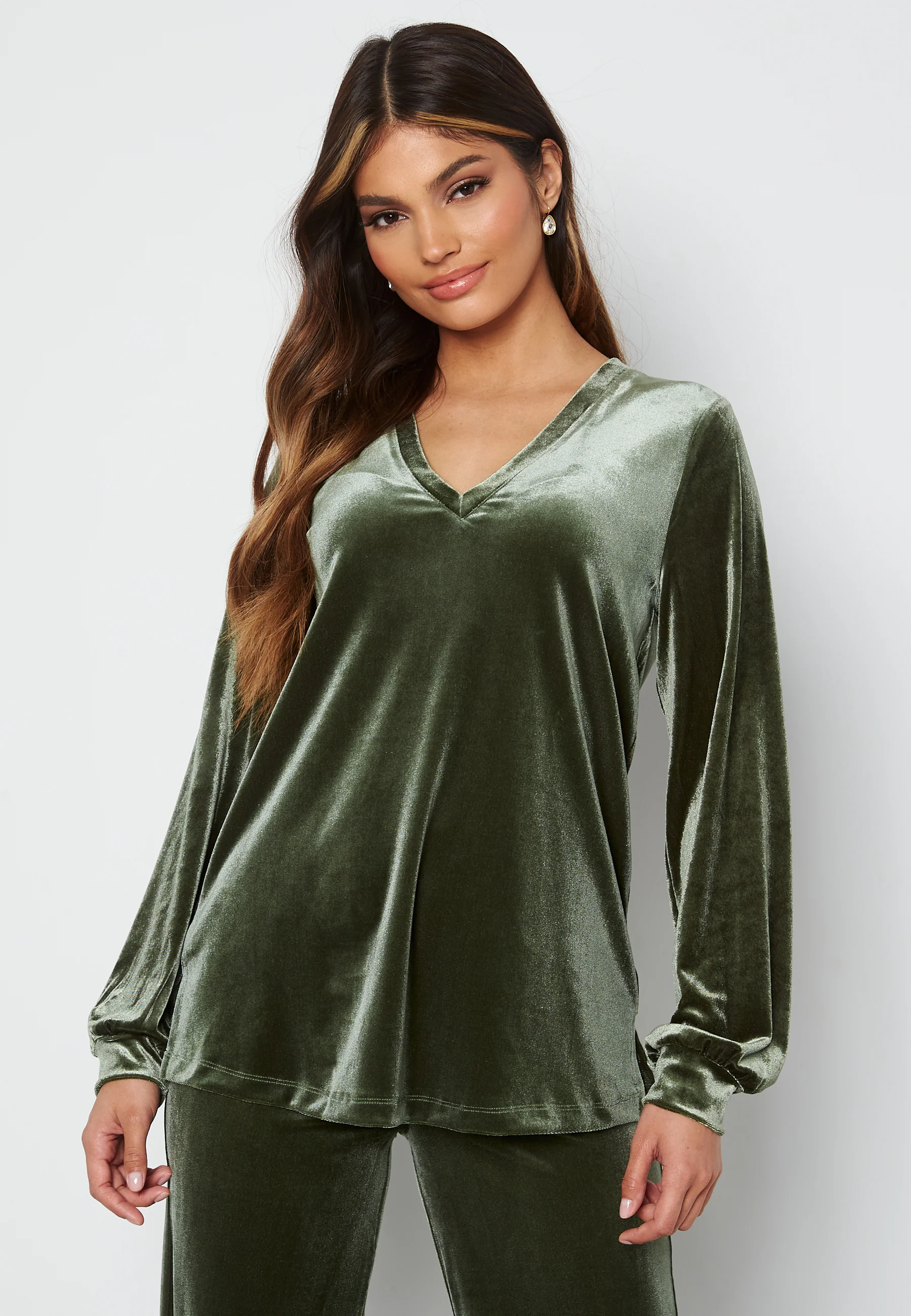 Yesly velvet top - Image 5