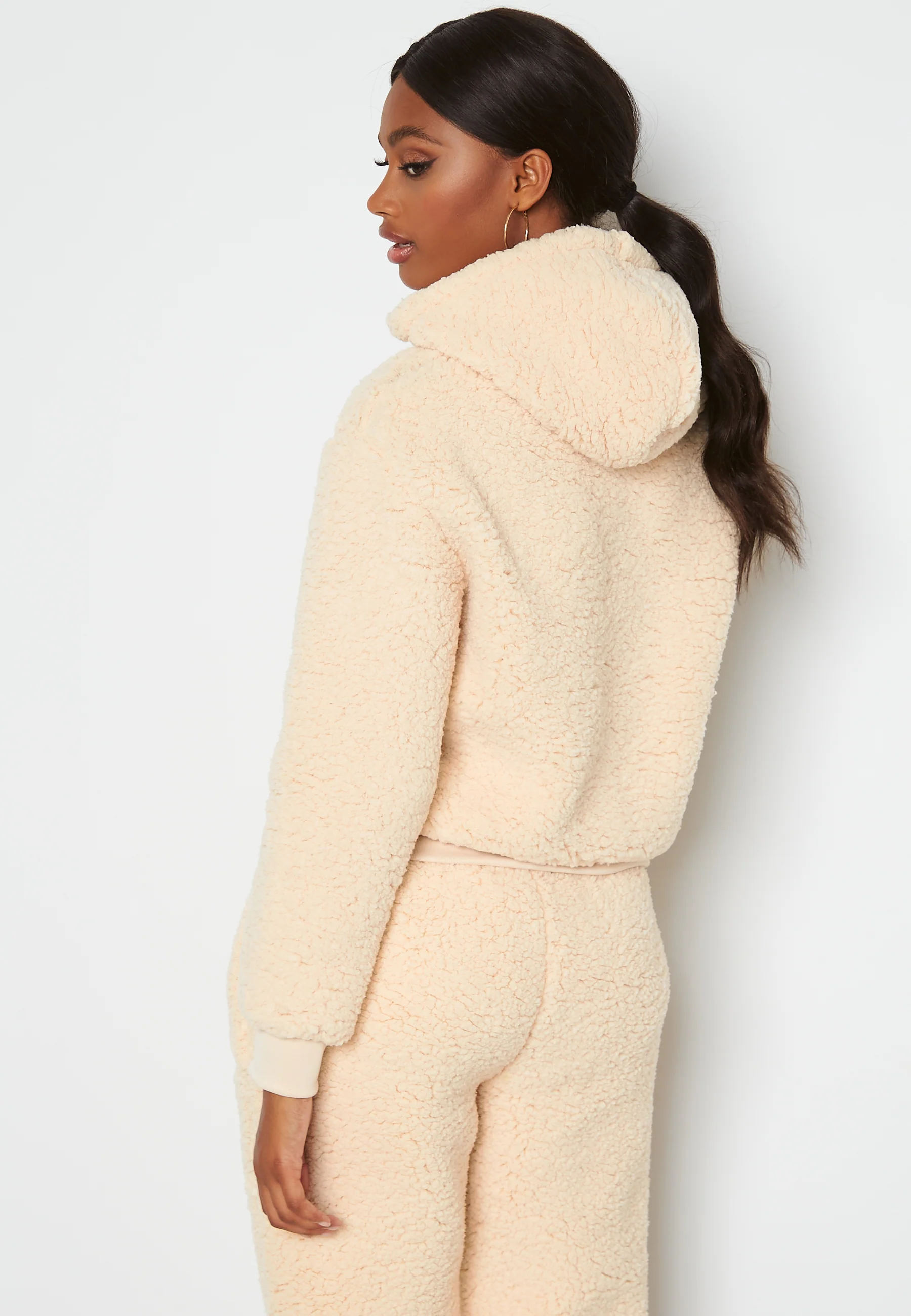 Yule Sherpa Hoody - Image 4