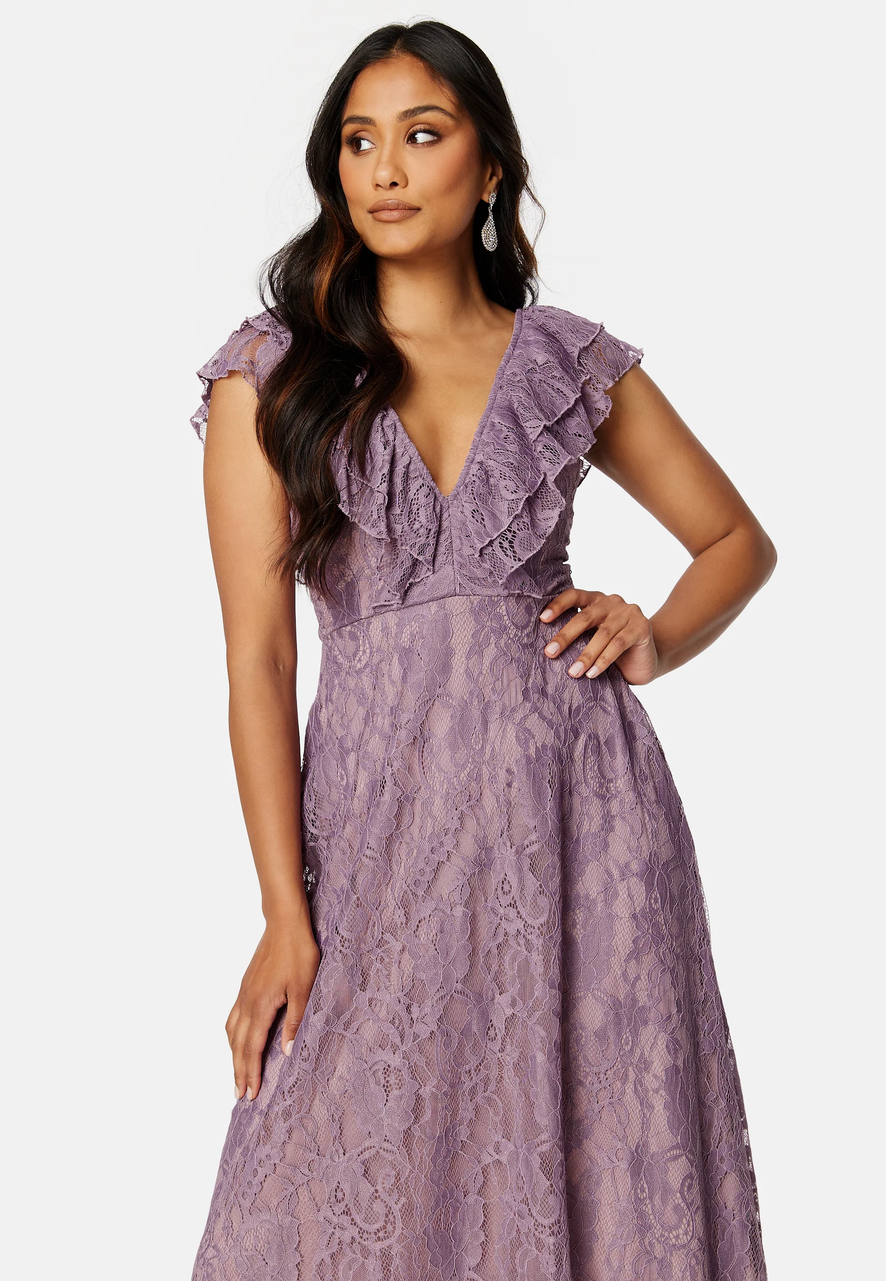 Yveine Lace Gown - Image 3