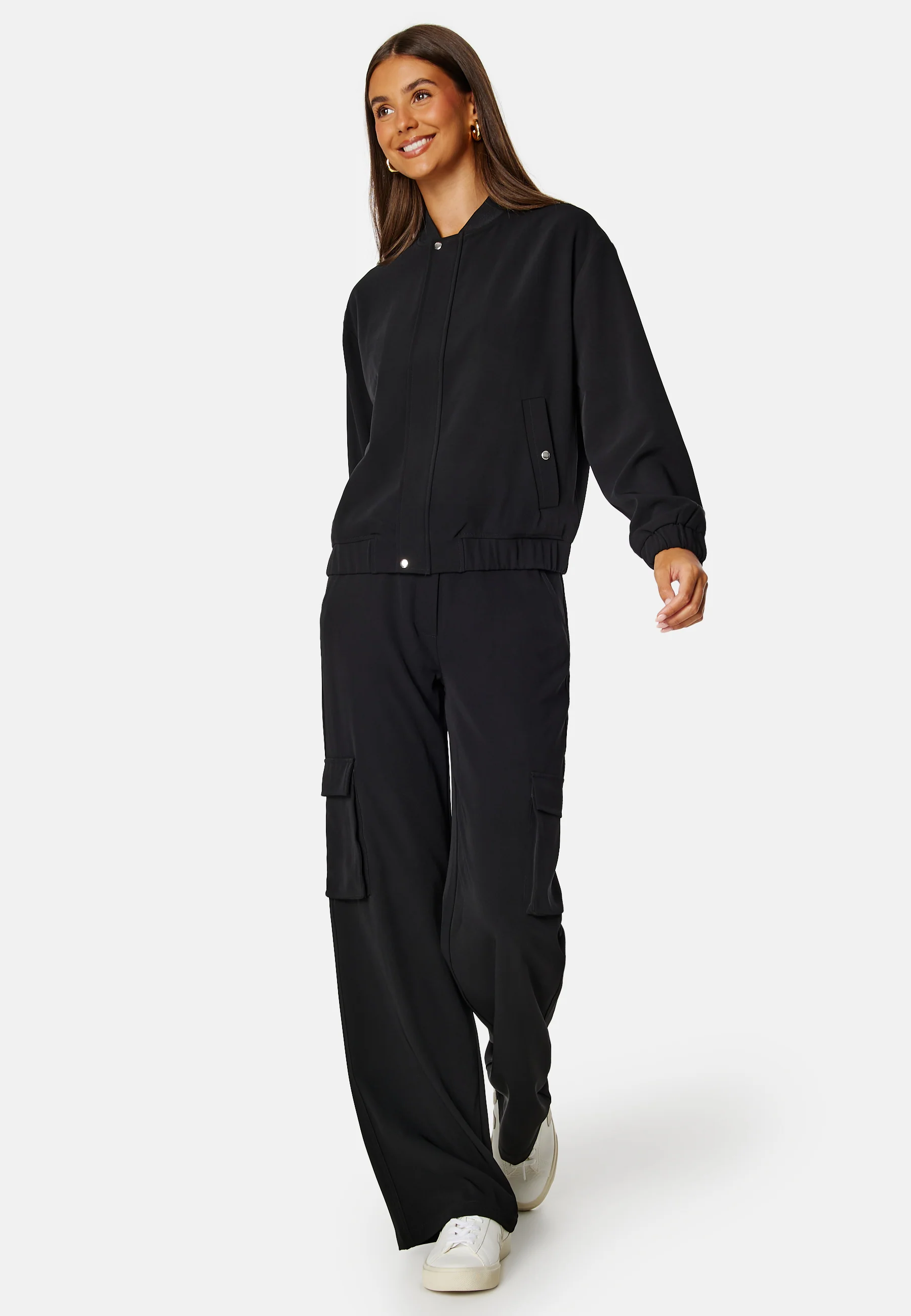 Zandra Bomber - Image 2